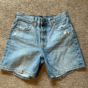 Women’s Levi’s 501 Mid-length Shorts